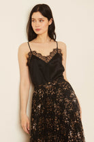 Gia Tank